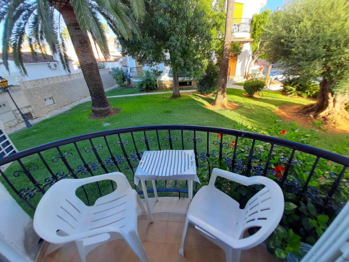 Retiro Beach Apartment Denia Bagian luar foto
